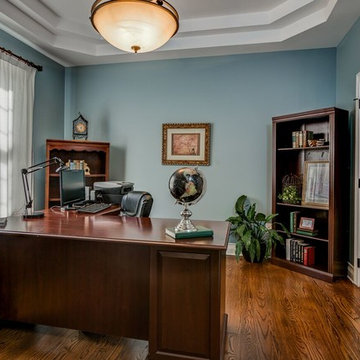 Home Staging Brings Life Into This Spacious Asheville Abode