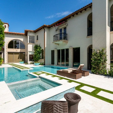 Bear's Paw, Naples, Florida - An Exquisite Outdoor Retreat