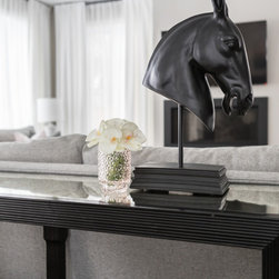 Welcoming open space main floor - Decorative Objects And Figurines