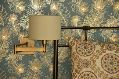 Example of an eclectic living room design in Denver