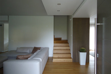 Ispirazione per un ingresso o corridoio minimal