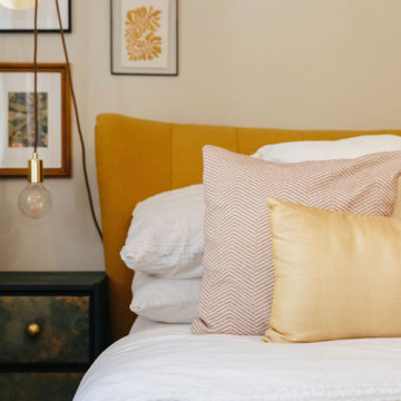 Warm and cosy yellow bedroom