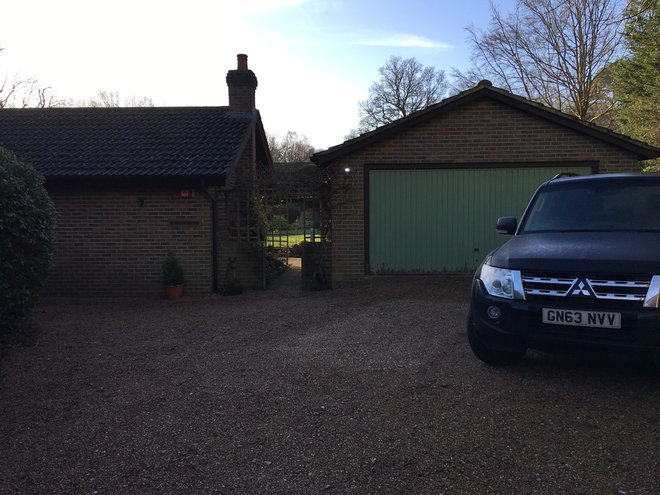 Contemporary by Penton Architects