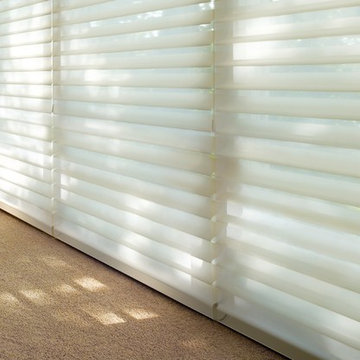 Hunter Douglas