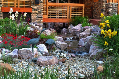Design ideas for a traditional landscaping.