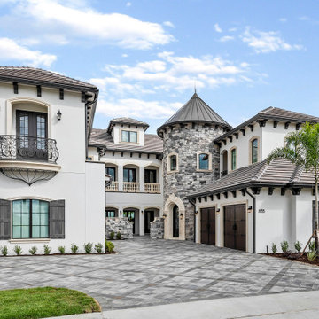 Reunion Castle