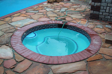 Example of a classic pool design in New York