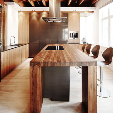 Noel condo kitchen