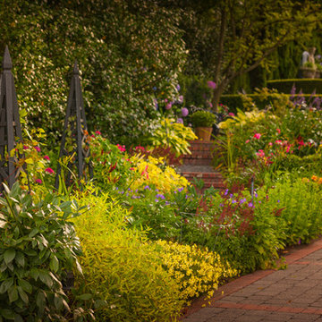 Lush English Garden