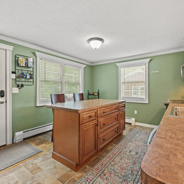 61 Hillcrest Drive, Vernon, CT 06066