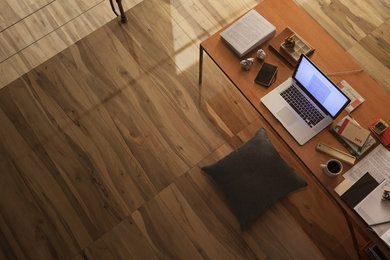 Minimalist home office photo in Miami