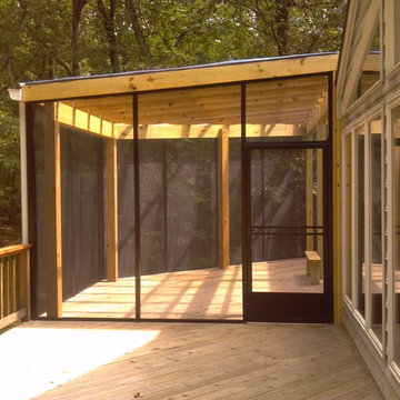 Deck with Screened in Porch