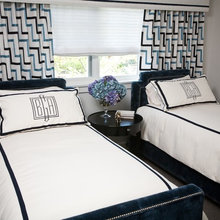 twin beds