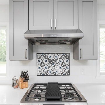 Deerfield Modern Kitchen