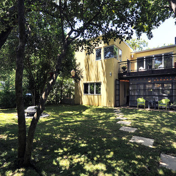 Central Austin Residence: Exterior