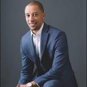 Stephen Fowler's photo