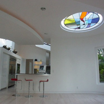 6'(d) skylight and stain glass over the breakfast nook