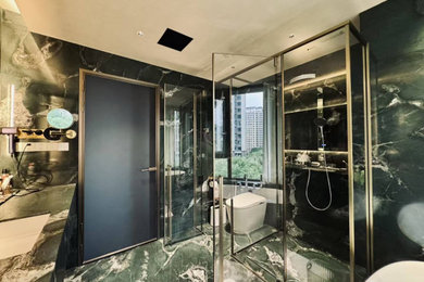 Bathroom - bathroom idea in Los Angeles