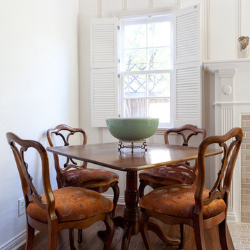 Brentwood Cottage card table