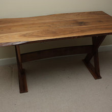 desks