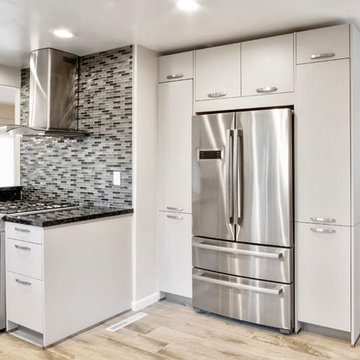 Monochrome Contemporary Kitchen