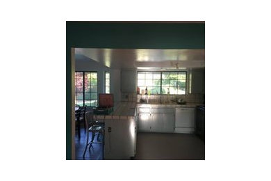 Kitchen - kitchen idea in San Luis Obispo