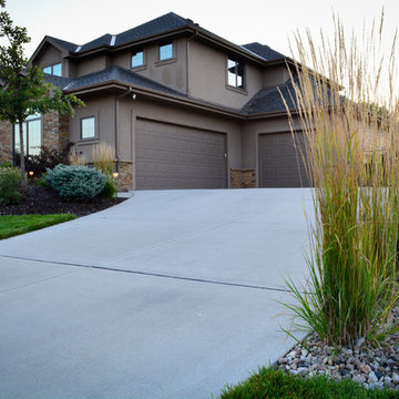 Rustic Silver Leaf Estate