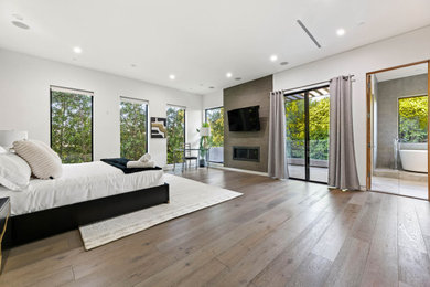 Trendy bedroom photo in Los Angeles