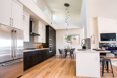 Inspiration for a modern kitchen remodel in Phoenix