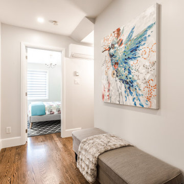 "Teen Haven: A Stylish and Functional Space for everyone!