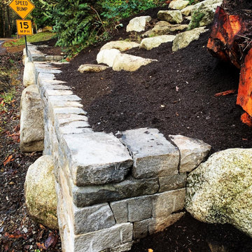 Bellingham, Wa- Dry Stone Landscape features
