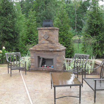 Outdoor Kitchens and Fireplaces