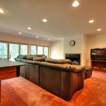 A Retreat From The Ordinary - 585 Shaker Road, Canterbury NH