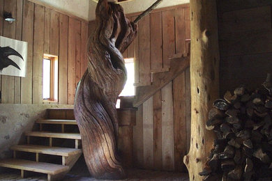 Example of a mountain style staircase design in Milwaukee
