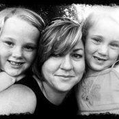 Suzanne Lamon's photo
