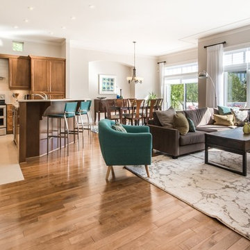 Living room open-plan in Longueuil, Quebec
