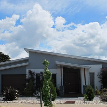 Unit development & Single Contemporary Dwelling