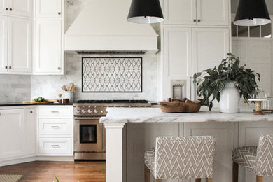 Kitchen - kitchen idea in Other