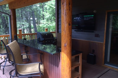 Mountain style deck photo in Other