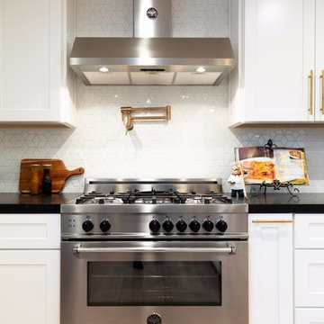Contemporary Kitchen Sherman Oaks