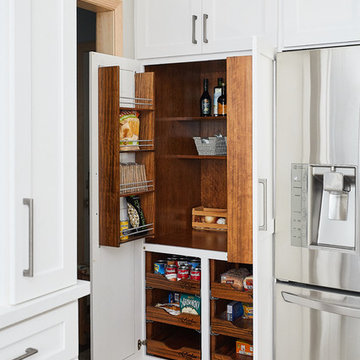 R. Laden: Lakeville, MN