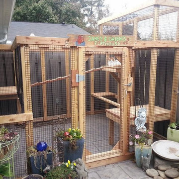 Cedar Cat Enclosure