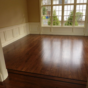 Red Oak - finished with Jacobean and Ebony featuring Maple Boarders