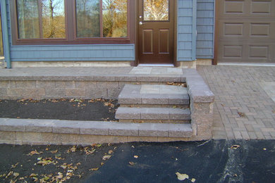 Inspiration for a traditional landscaping in Other.