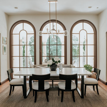 Modern Atlanta Home Featuring a Braylon Square Table
