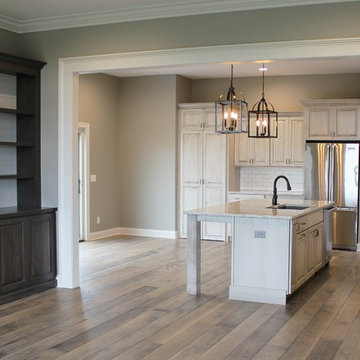 Edgebrooke Homes- Viking Appliances in a Koch White Drift Kitchen.