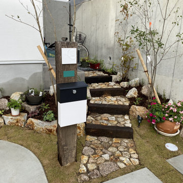 豊中市緑丘のナチュラル新築外構