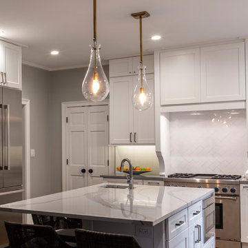 Contemporary Dunwoody Kitchen