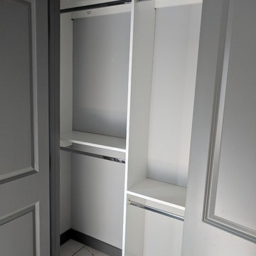 Front/Back Entrance Closet