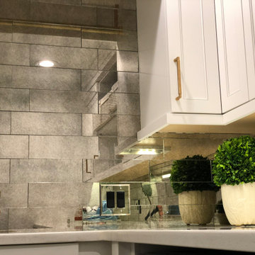 Lakeshore laundry room / master closet